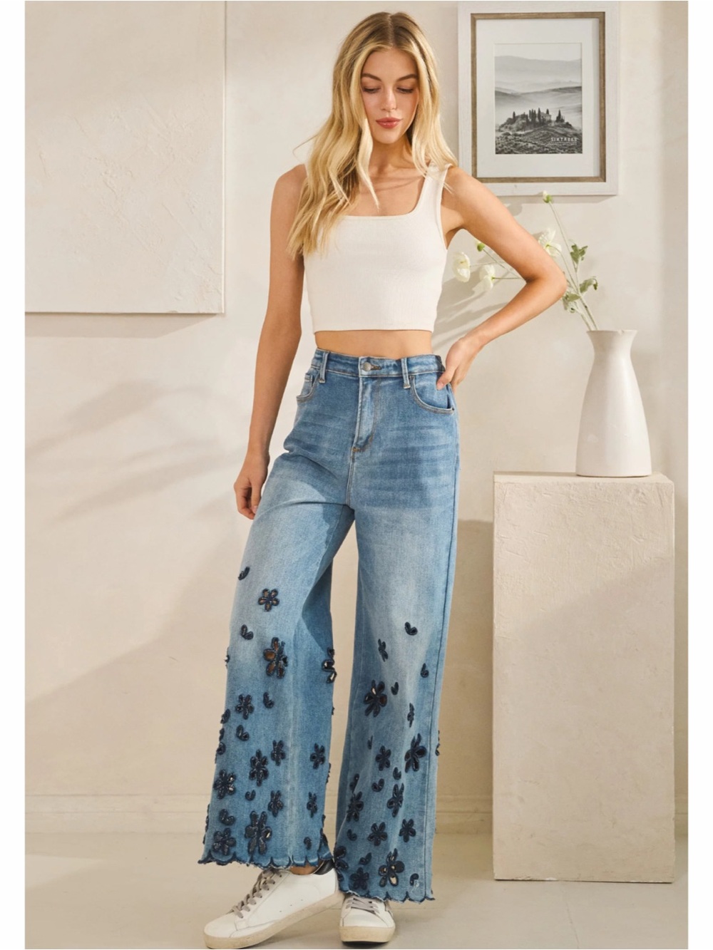OLI & HALI MINERAL WASHED FLOWER
CUTOUTS SCALLOPED HEM DENIM PANTS - Picture 5 of 8
